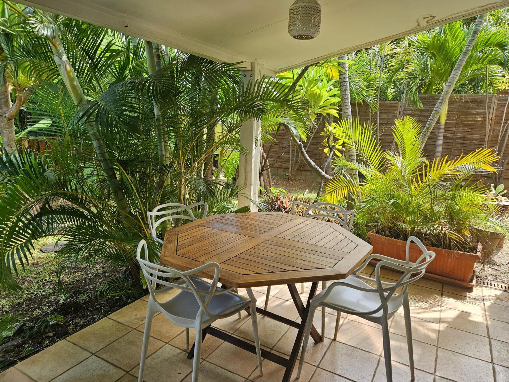 L'Ile En Ylang Apartment Сен-Лу Екстериор снимка