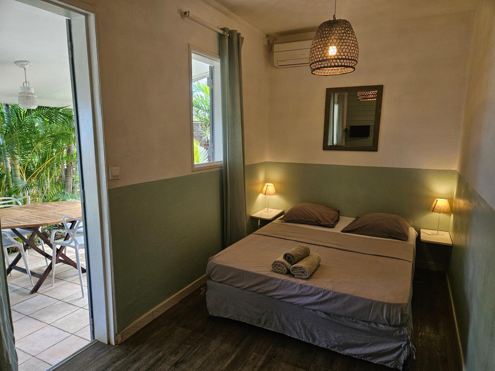 L'Ile En Ylang Apartment Сен-Лу Екстериор снимка